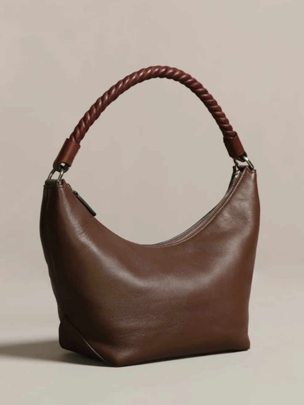 JENNI KAYNE CRESCENT SHOULDER BAG - CHOCOLATE